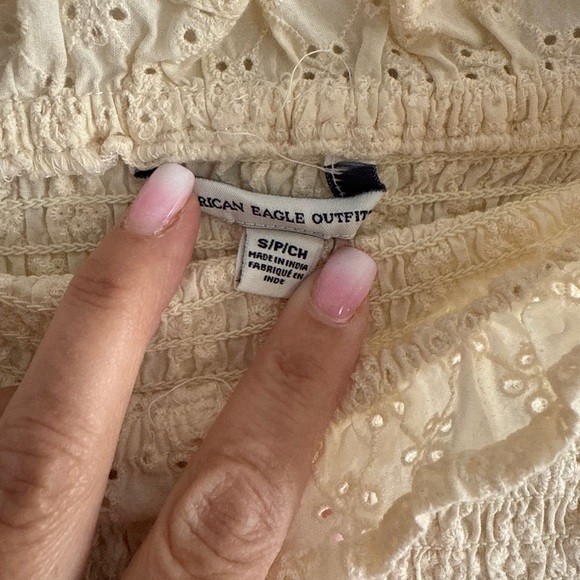 AE Off-Shoulder Ruffle Top - Picture 2 of 2